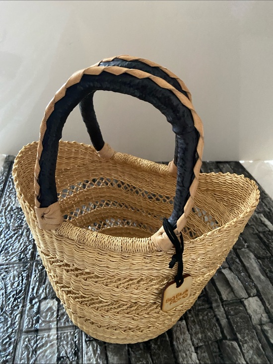 Big Blue Moma Handbags - Big Blue Moma Basket Tote NWOT